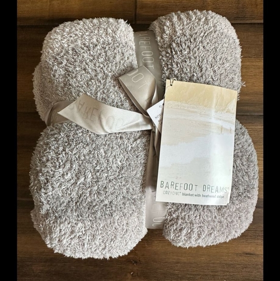 Barefoot Dreams Bedding Barefoot Dreams Cozychic Blanket Throw 45x6